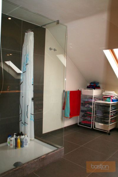 TE KOOP: Handelspand + Duplexappartement in hartje Kuurne foto 12