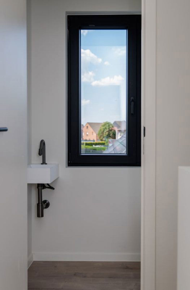 Ruime instapklare woning met 4 slaapkamers foto 7