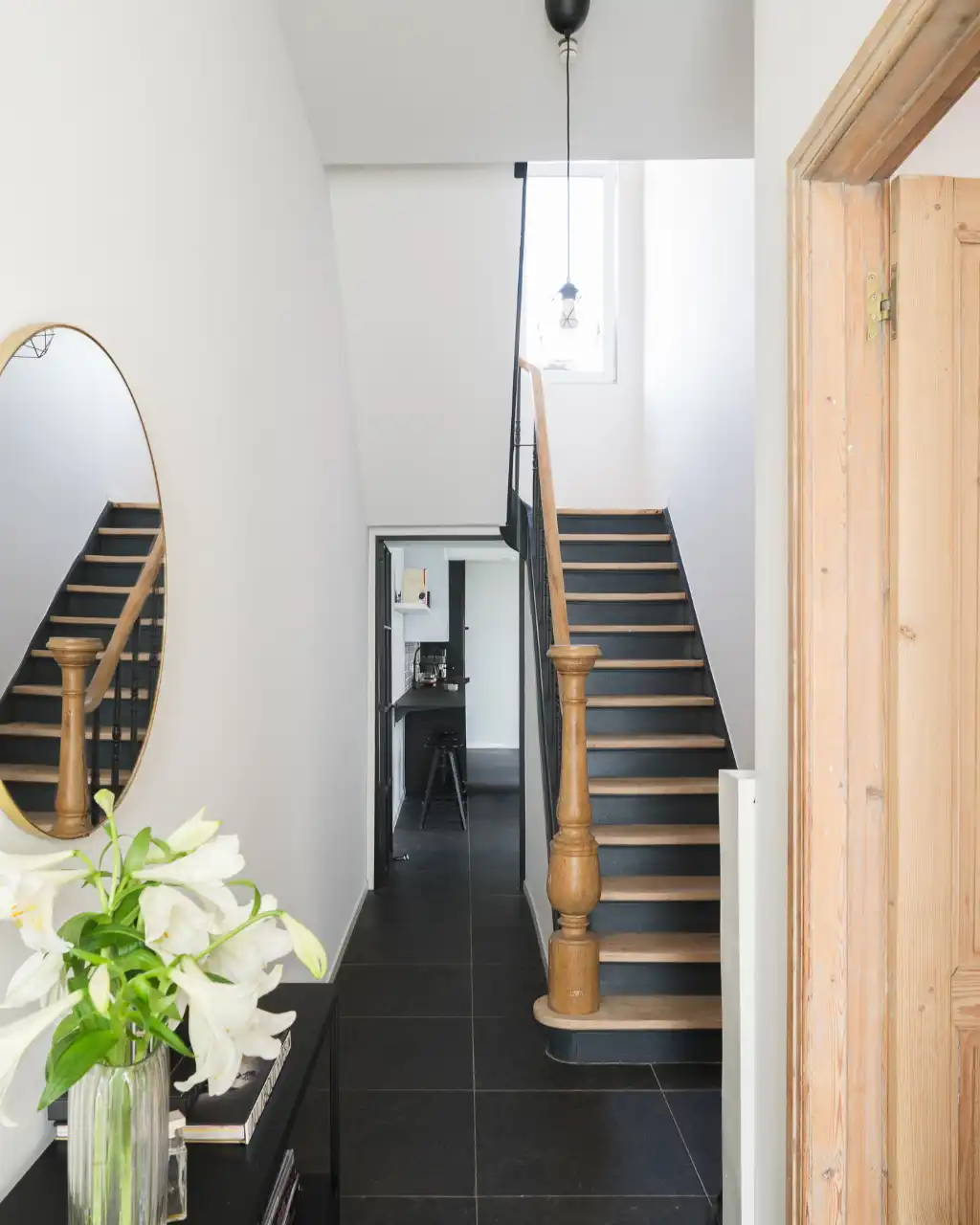 Karaktervolle woning met 4 slaapkamers en zonnige stadstuin op een boogscheut van het centrum van Gent. foto 10