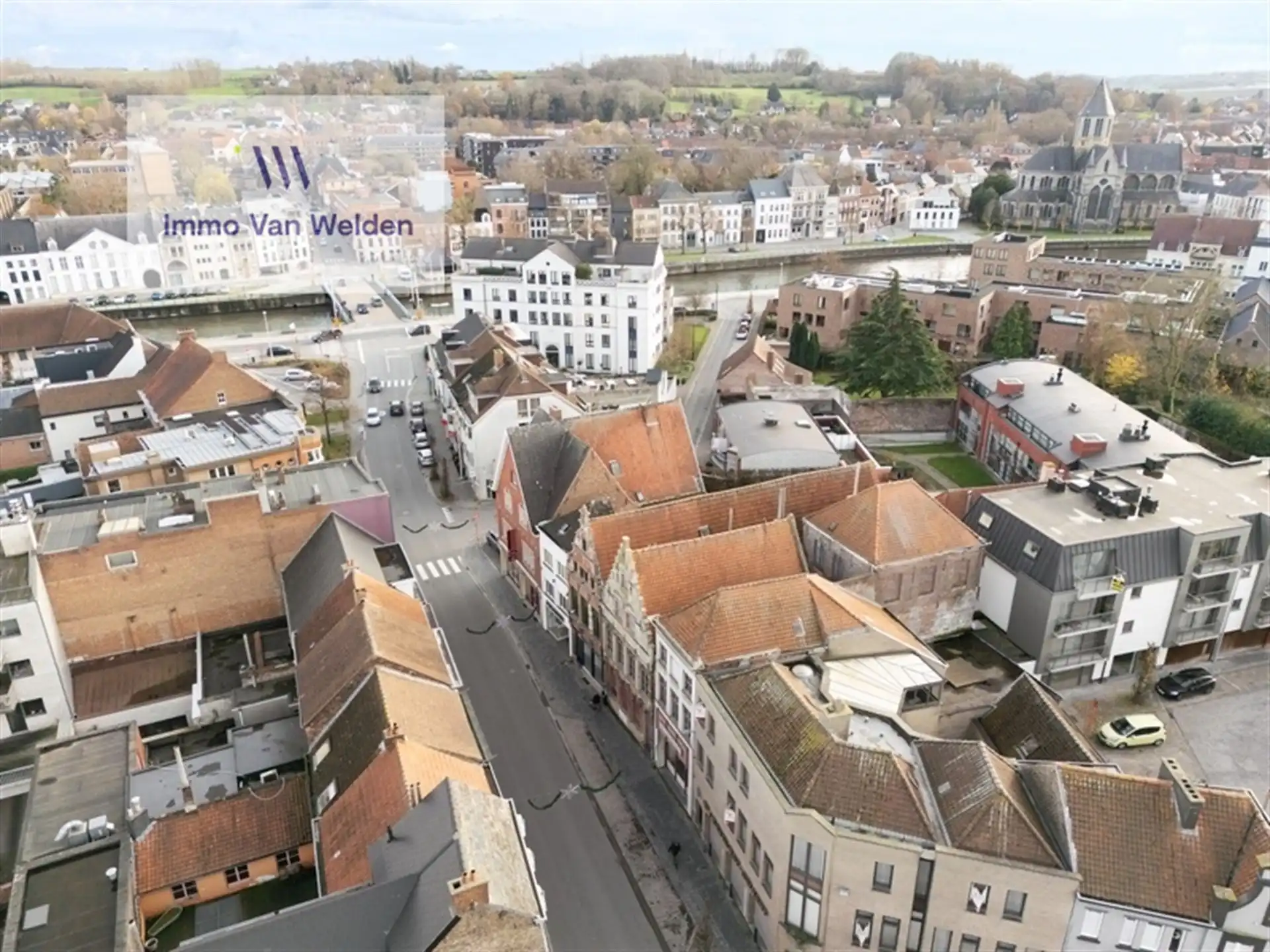Unieke karakterwoning met handelszaak in hartje Oudenaarde – de voormalige drukkerij “De Scheldegalm” foto 8