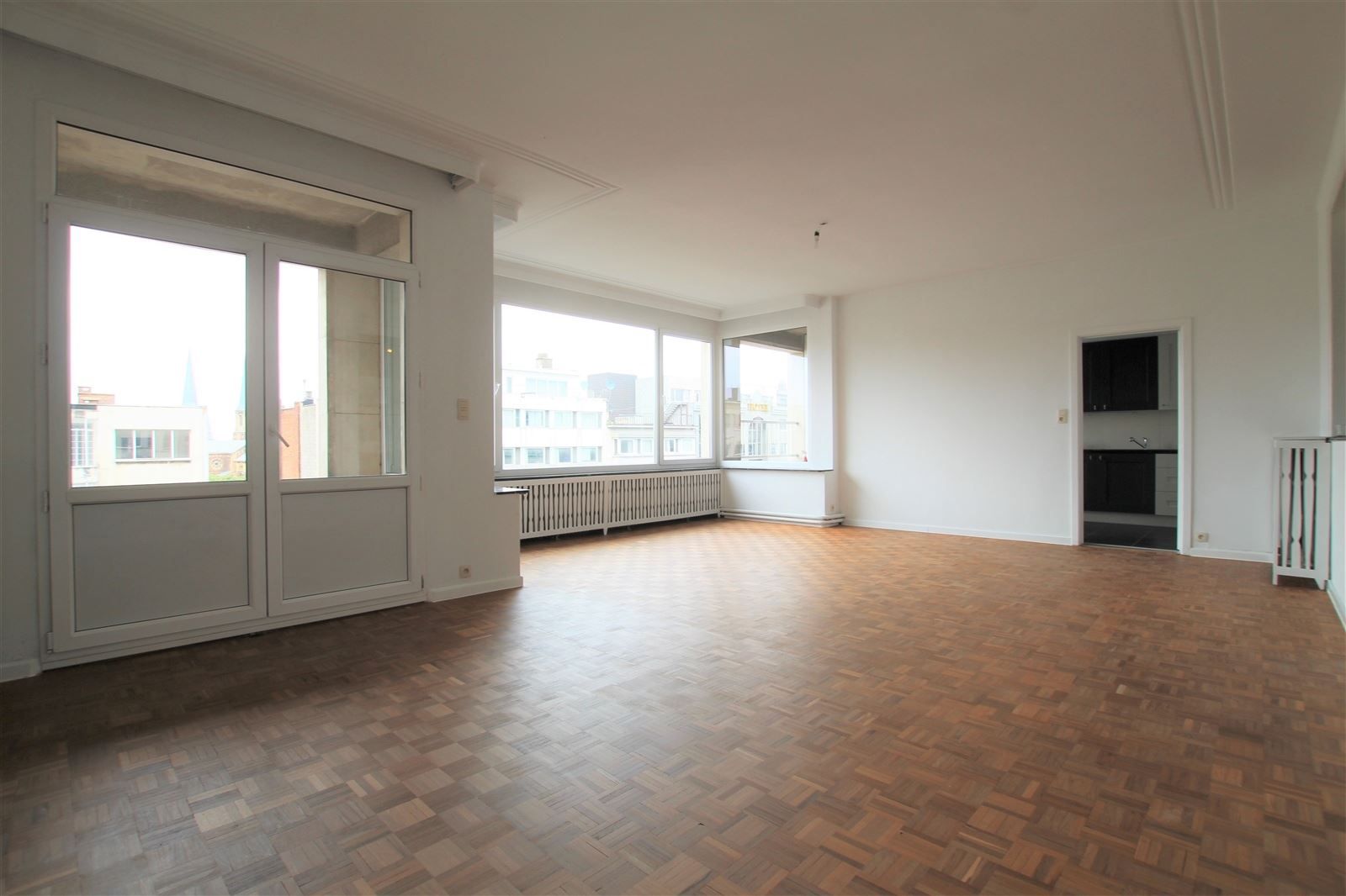 STIJLVOL LUMINEUS APPARTEMENT VAN 170m² foto 2