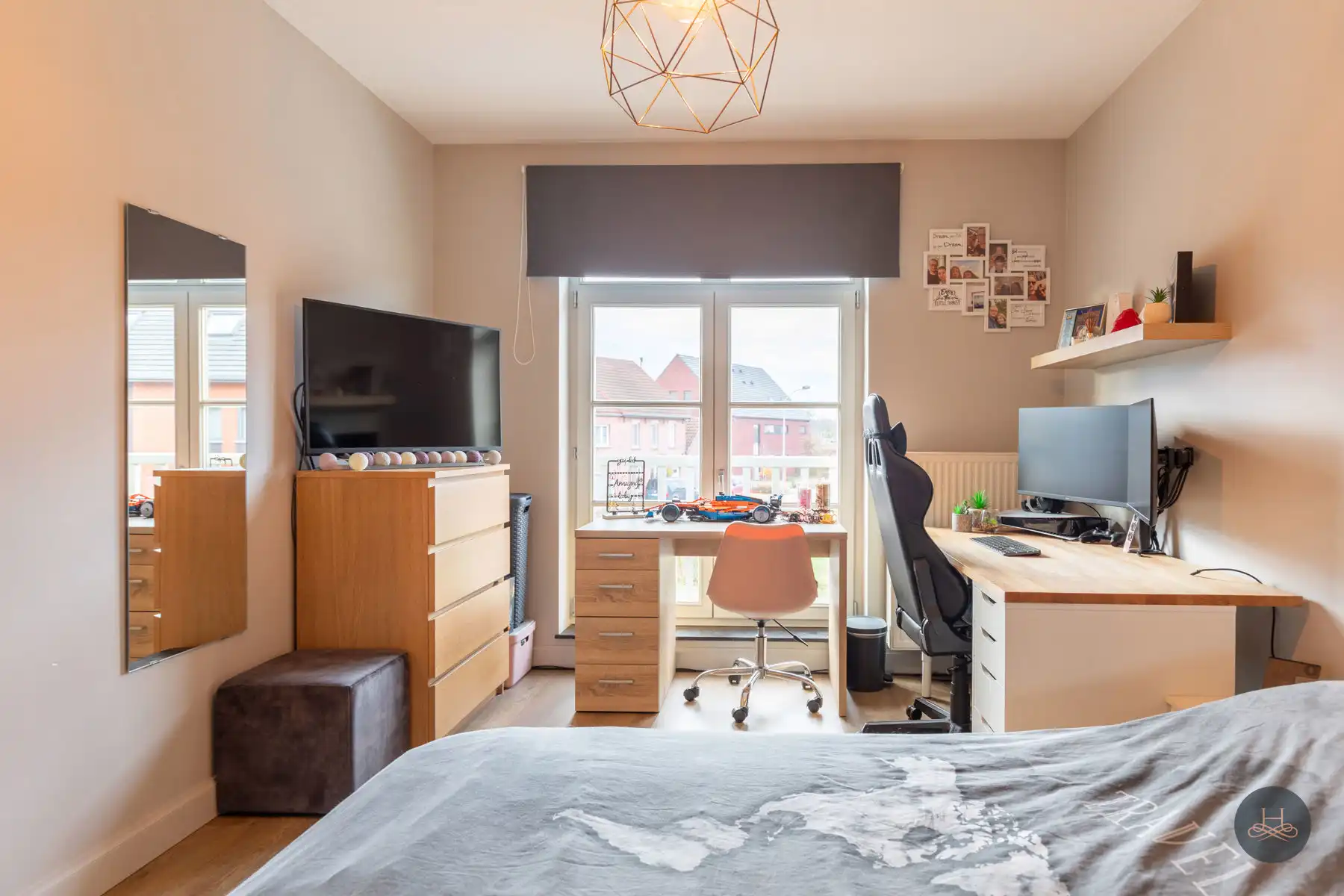 Instapklare gezinswoning met leuke tuin foto 19