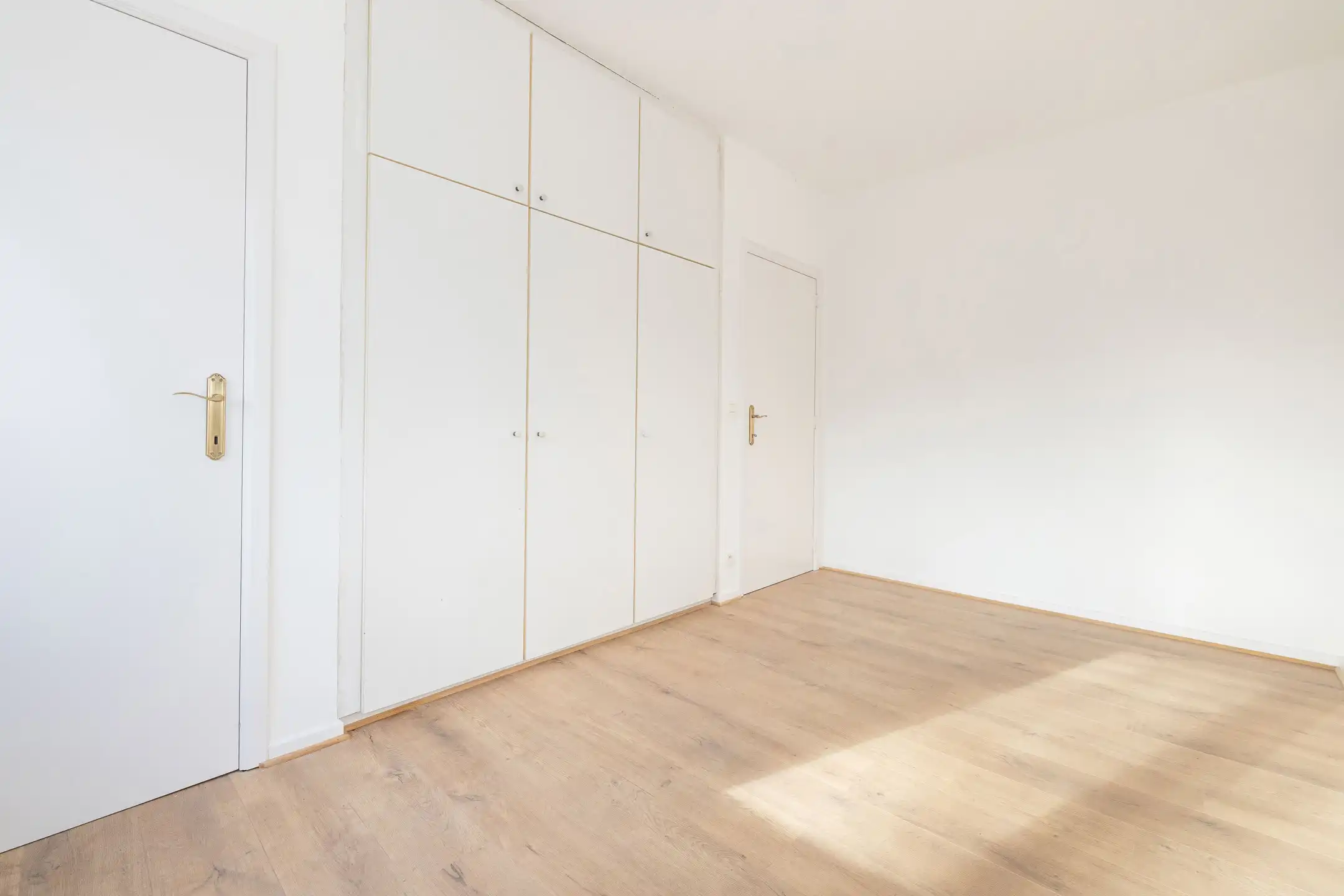 PRACHTIGE GERENOVEERDE VILLA IN WATERLOO foto 18