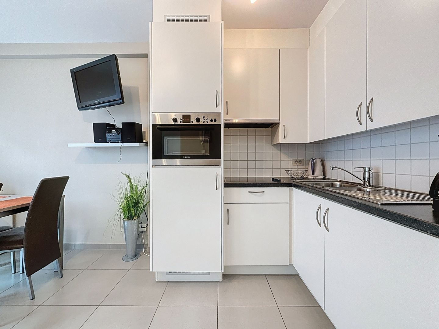 Gezellig appartement met zijdelings zeezicht foto 4