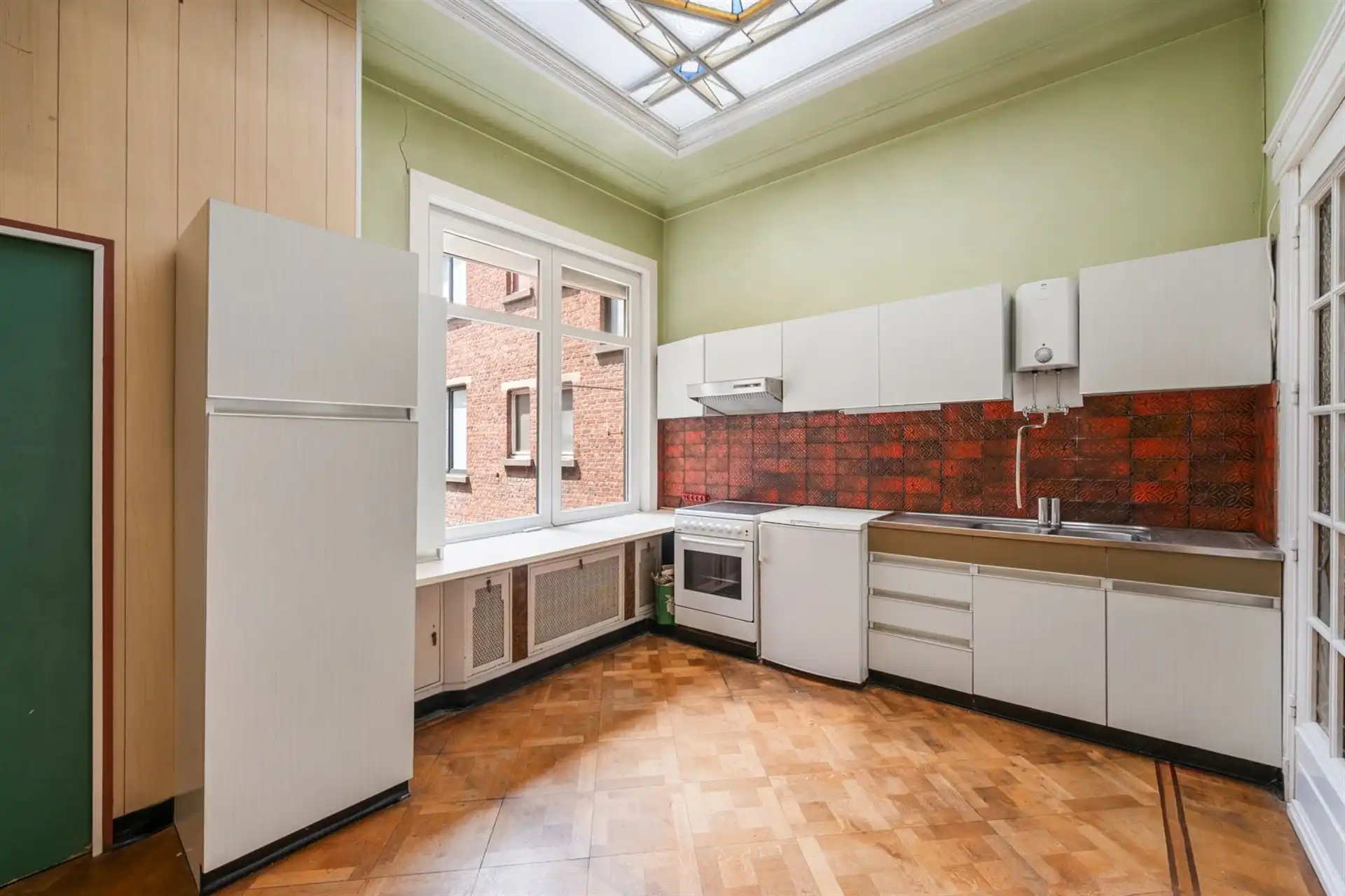 Ruime herenwoning met garage en 8 slk! foto 26