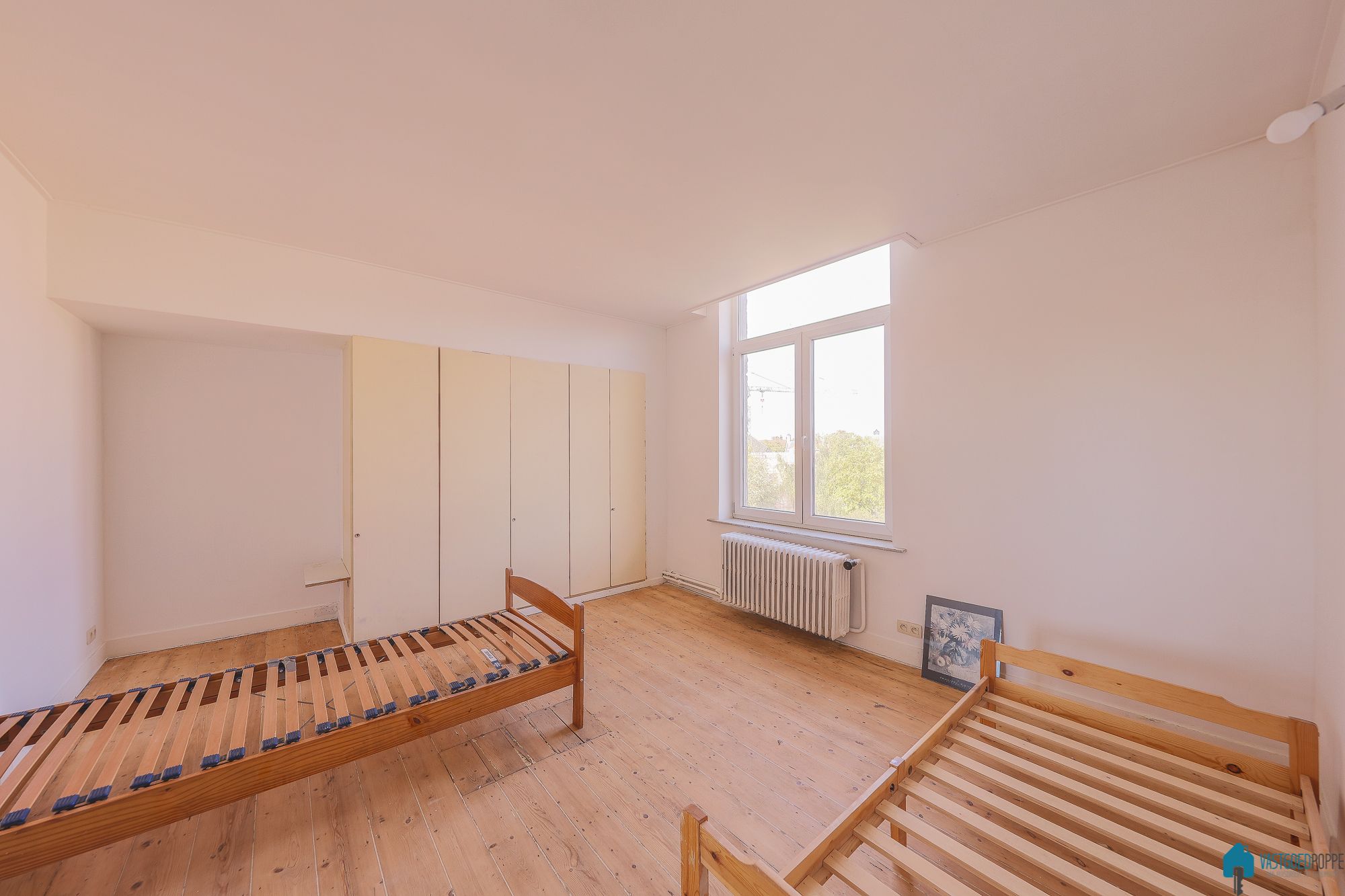 Ruim herenhuis met tuin en garage foto 22