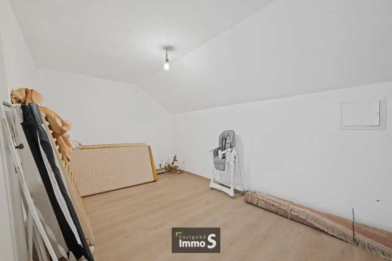 Ruime villa te Koolskamp foto 18