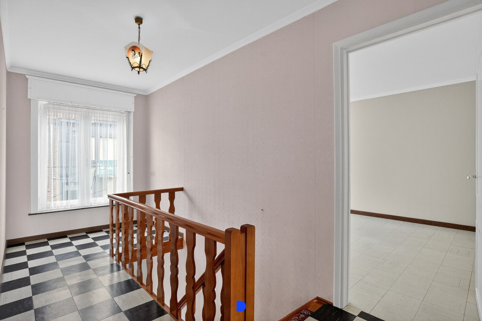 Ruime halfopen woning in het centrum van Rumbeke! foto 19
