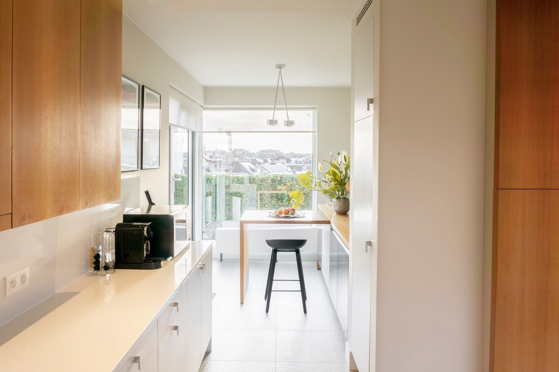 Uniek penthouse met tijdloze luxe, ruimte en zicht over Hasselt. foto 12