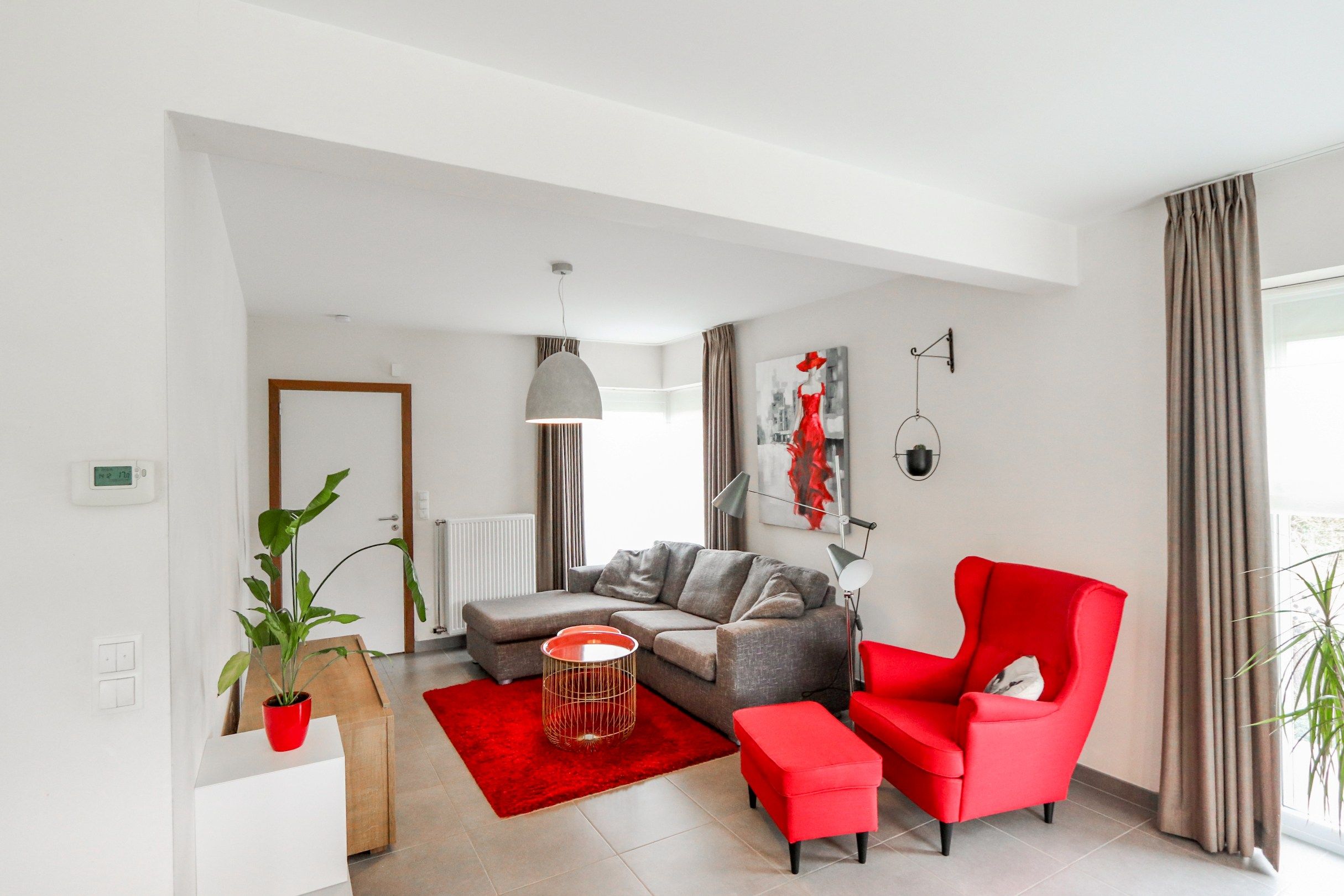 RECENTE GEZINSWONING MET TUIN EN GARAGE foto 12