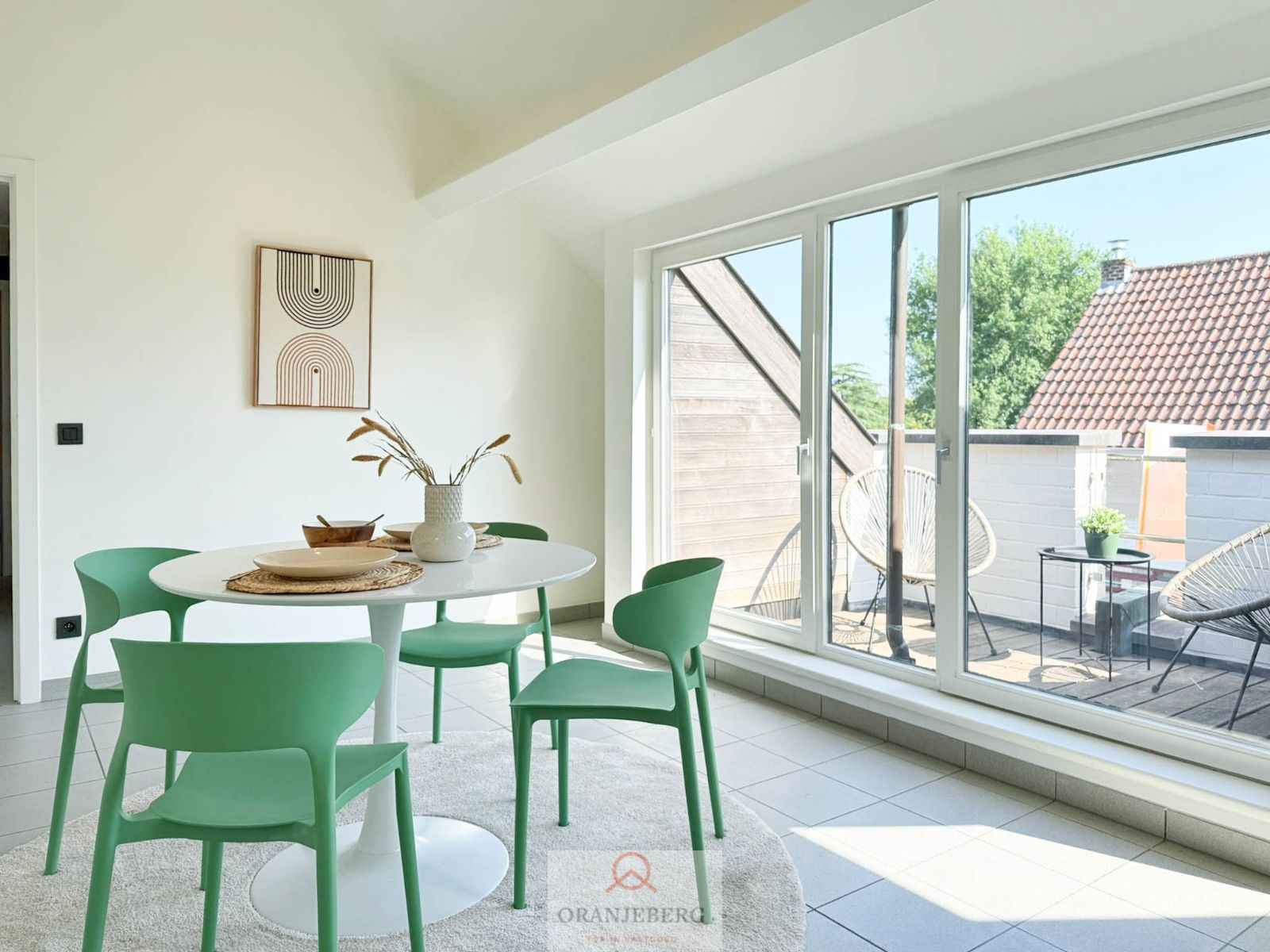 Lichtrijk 1 slpk-appartement met terras Sint-Amandsberg! foto 4