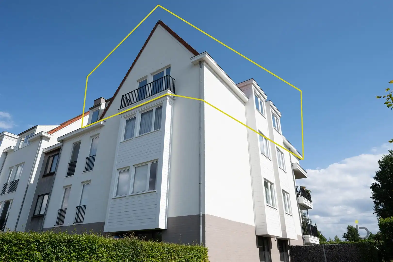 LUXE PENTHOUSE MET RUIM ZUIDTERRAS NABIJ SCHILDE-DORP! foto {{pictureIndex}}