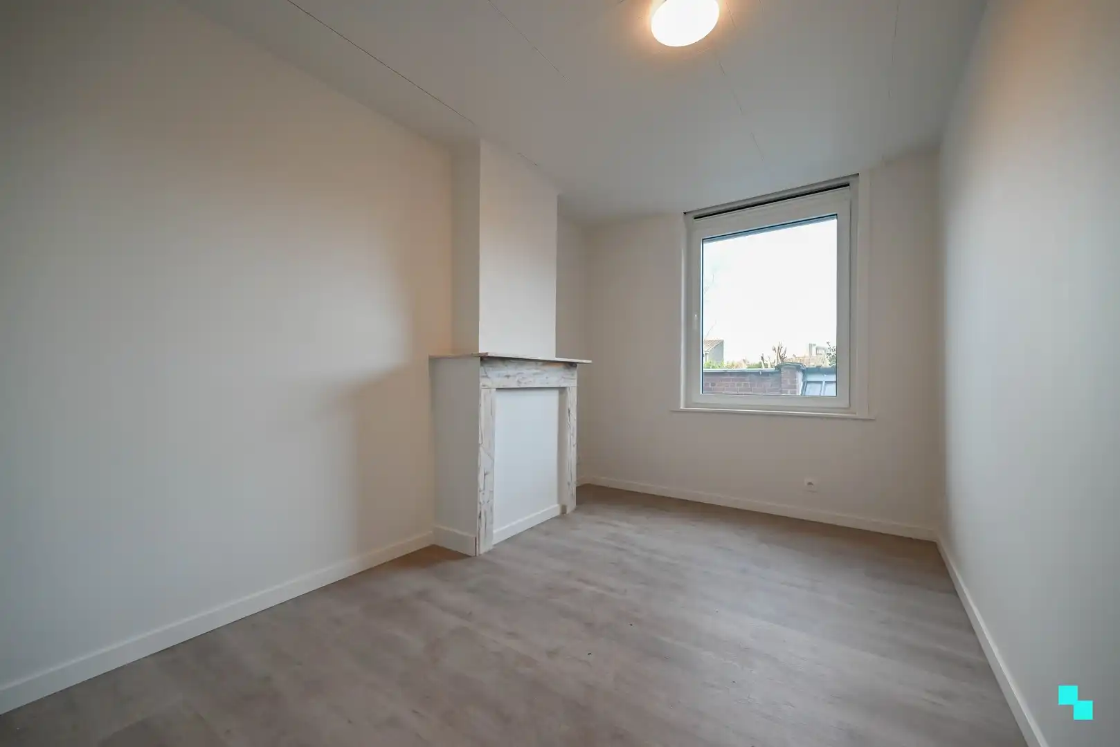 Gerenoveerde woning nabij centrum Izegem foto 21