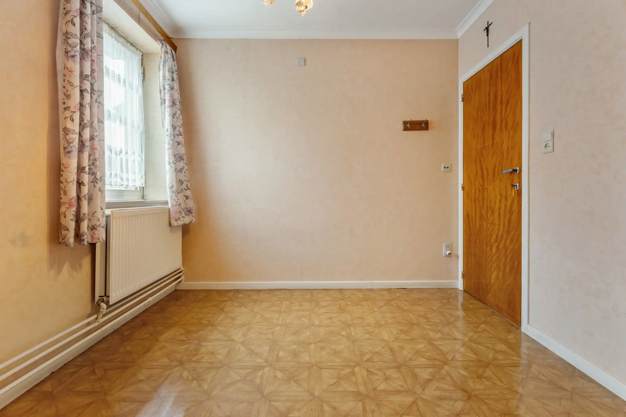 Te renoveren woning met garage op 4a30 te Zussen foto 15