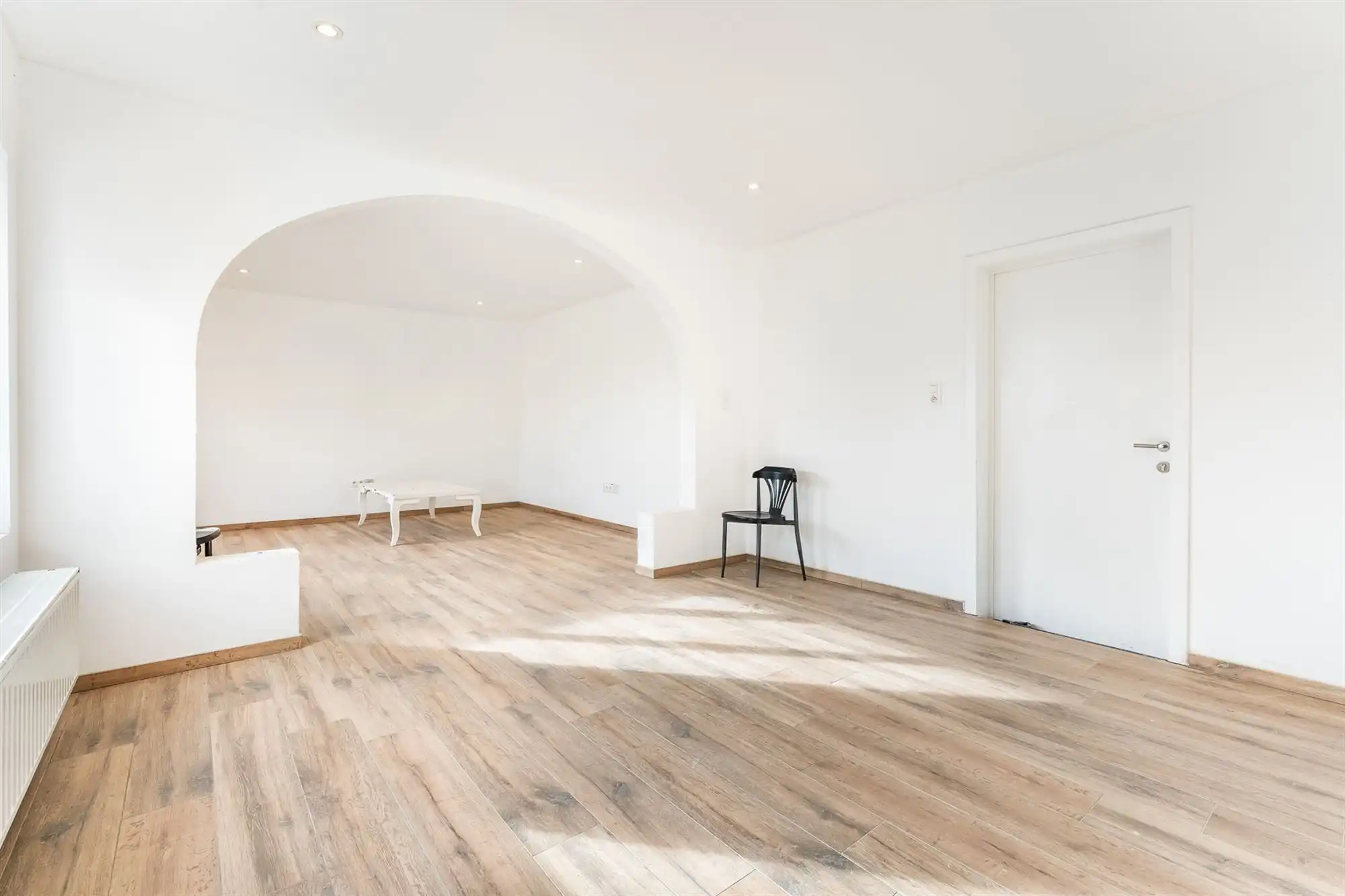 HANDELSHUIS MET RUIM HANDELSPAND EN 2 WOONENTITEITEN OP PERCEEL VAN 9A68CA TE KOERSEL foto 30