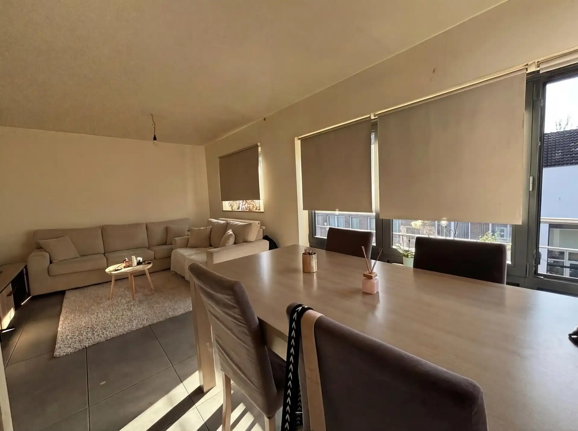 Ruim appartement met twee slaapkamers in centrum Aalst foto 2