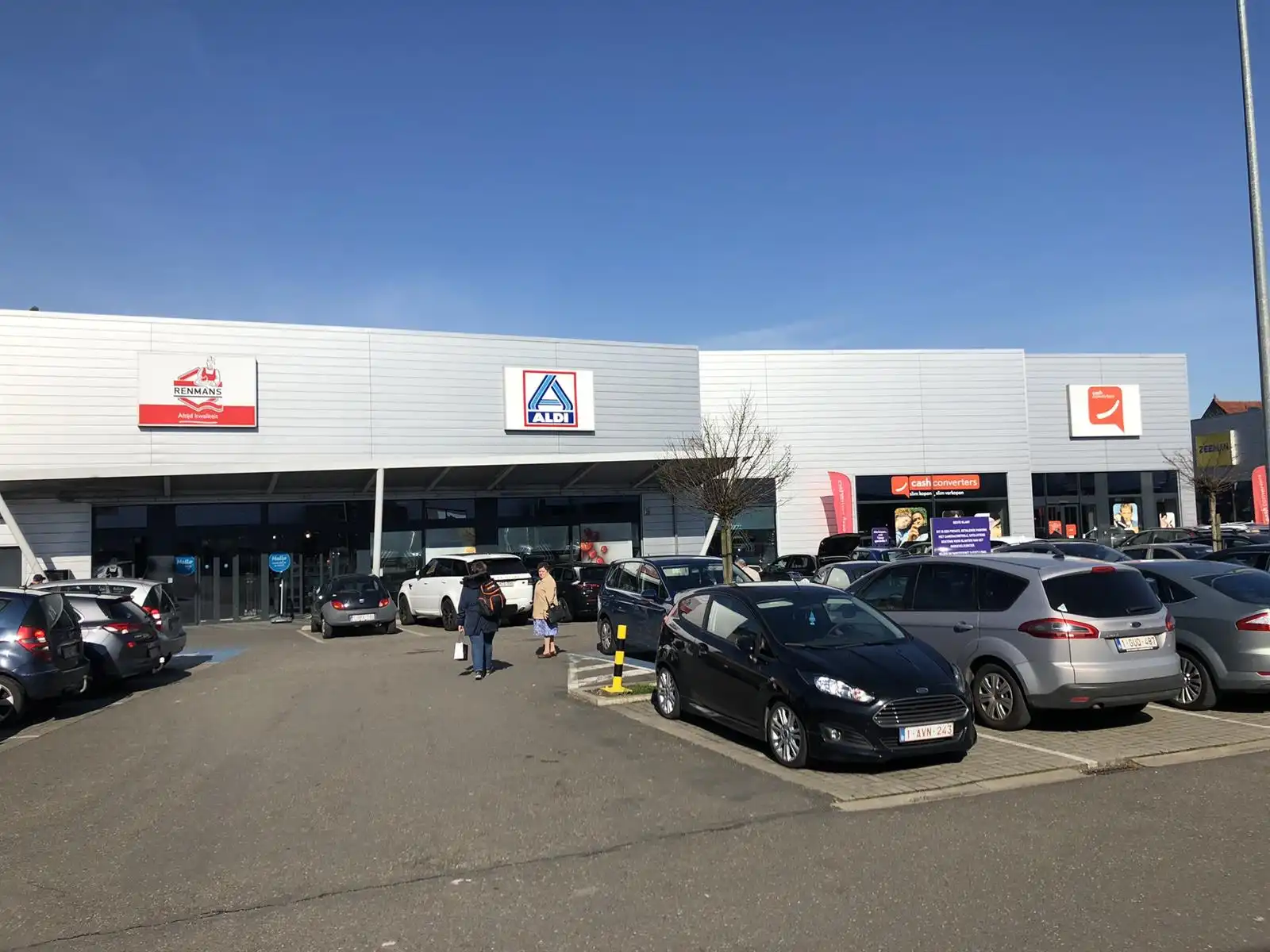 Handelspand (800 m²) te huur – Rooseveltcenter Vilvoorde foto 10