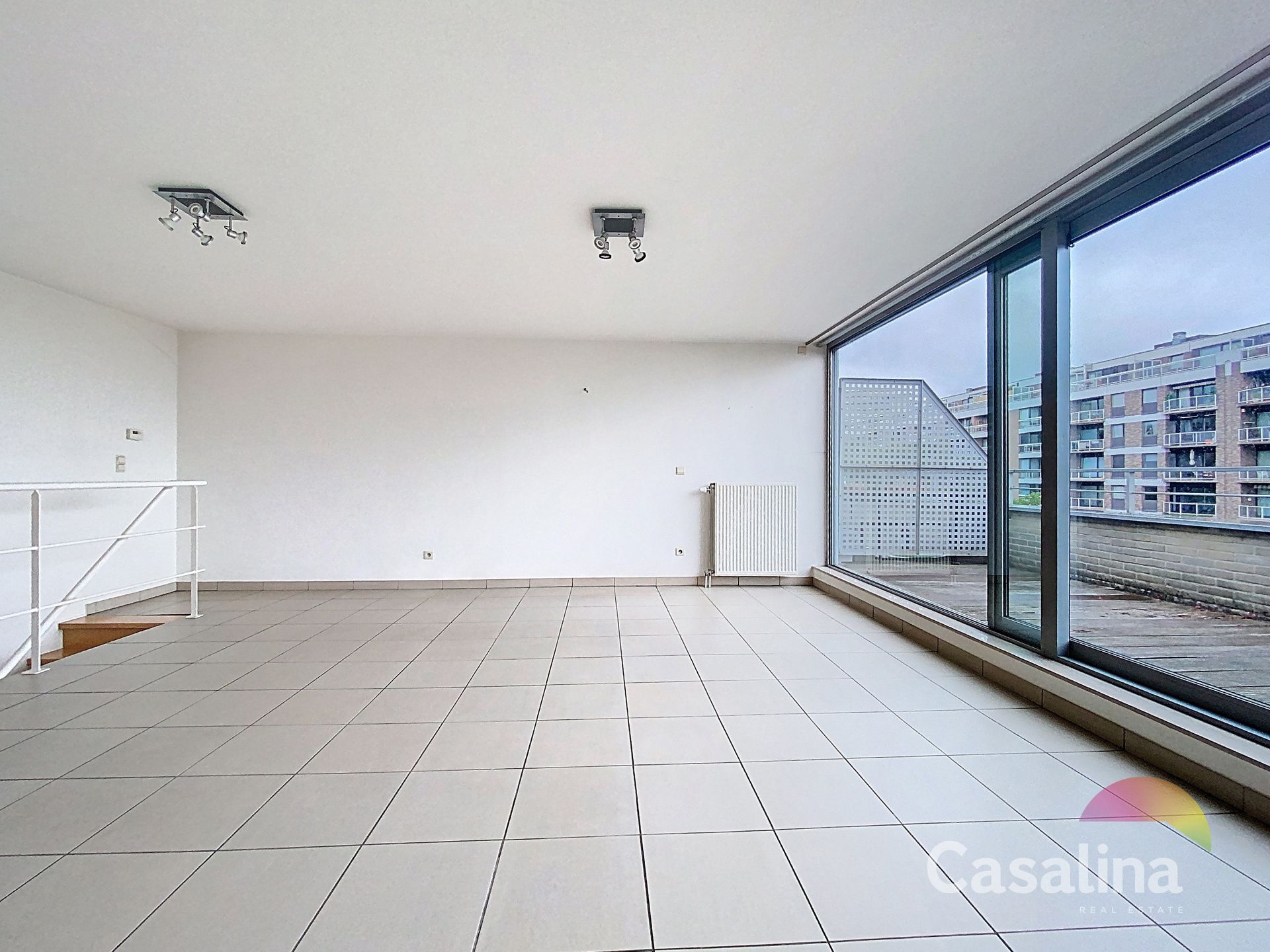 Duplex-Penthouse van 101m² met mooi terras, kelder en garage foto {{pictureIndex}}