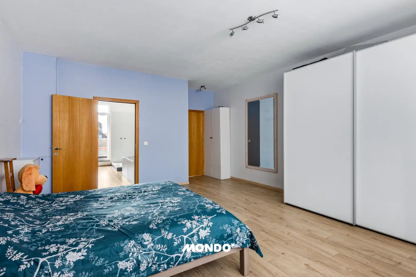 Ruime woning met praktijk of handelsmogelijkheden in het centrum van Willebroek foto 35
