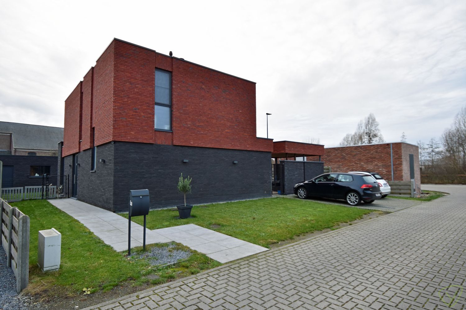 Prachtige nieuwbouwwoning te huur in Oosteeklo! foto 15