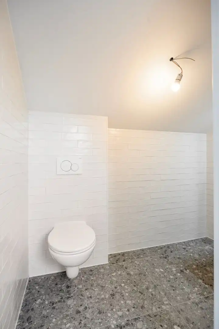 Volledig gerenoveerd en gemeubelde studentenkamer met privé badkamer en tuin - EPC A!  foto 32