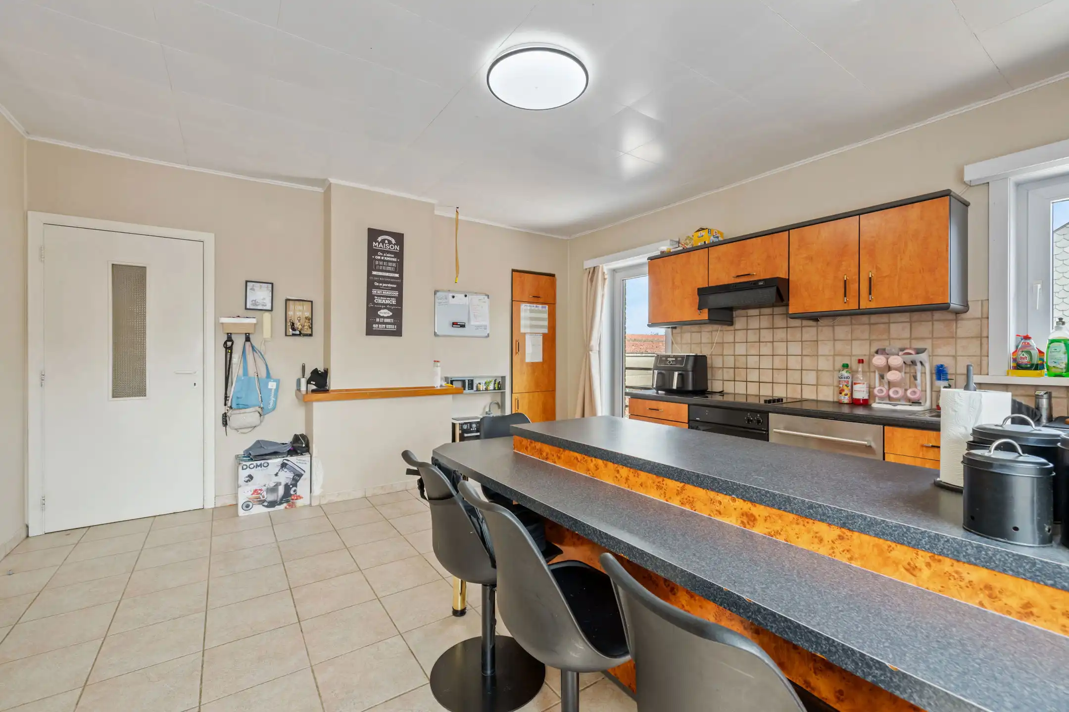 Bel-etage met 3 garages en tuin in het centrum van Bever foto 10