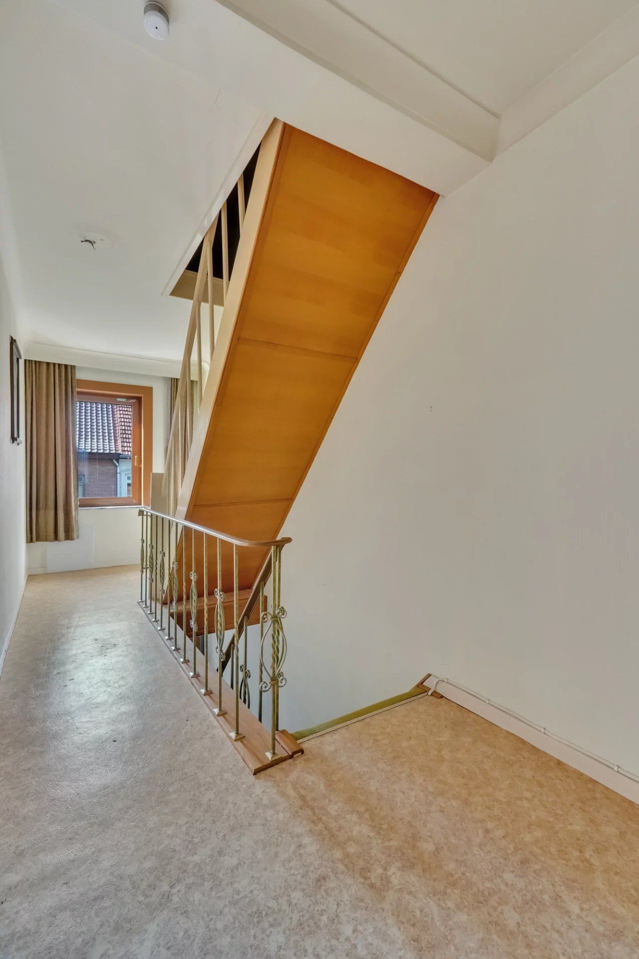 Verzorgde rijwoning nabij het centrum foto 11