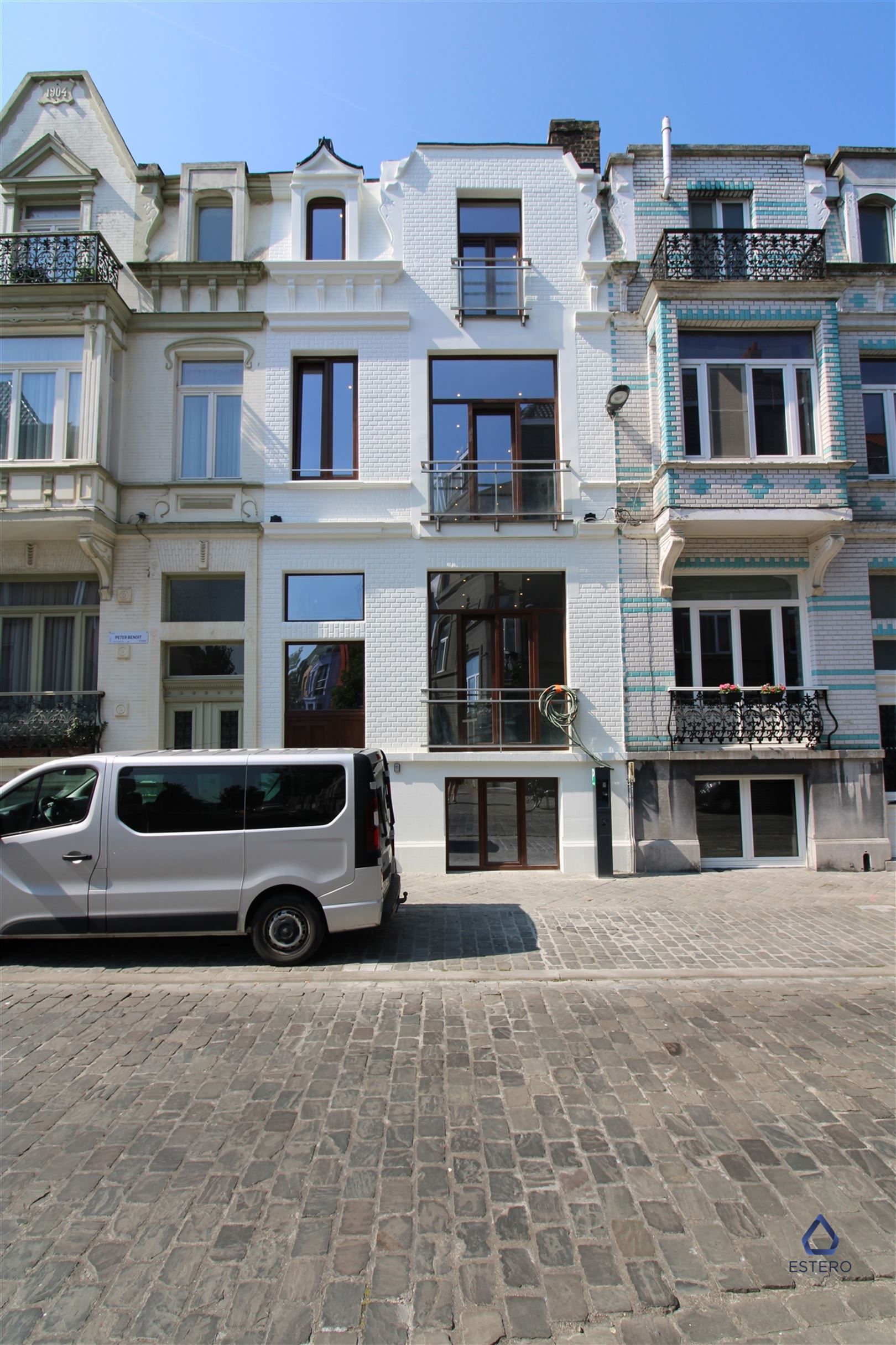Ruim 1 slaapkamer appartement te Oostende foto {{pictureIndex}}