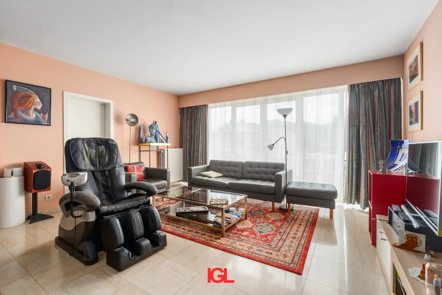 Ruim en goed onderhouden appartement met 3 slaapkamers, 2 badkamers en terras foto 6