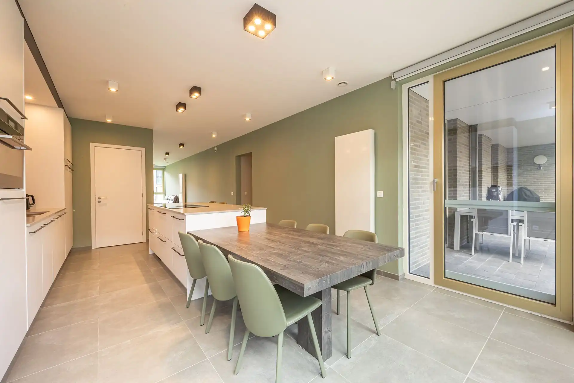 Gelijkvloers wonen in groene en autoluwe wijk in centrum foto 9