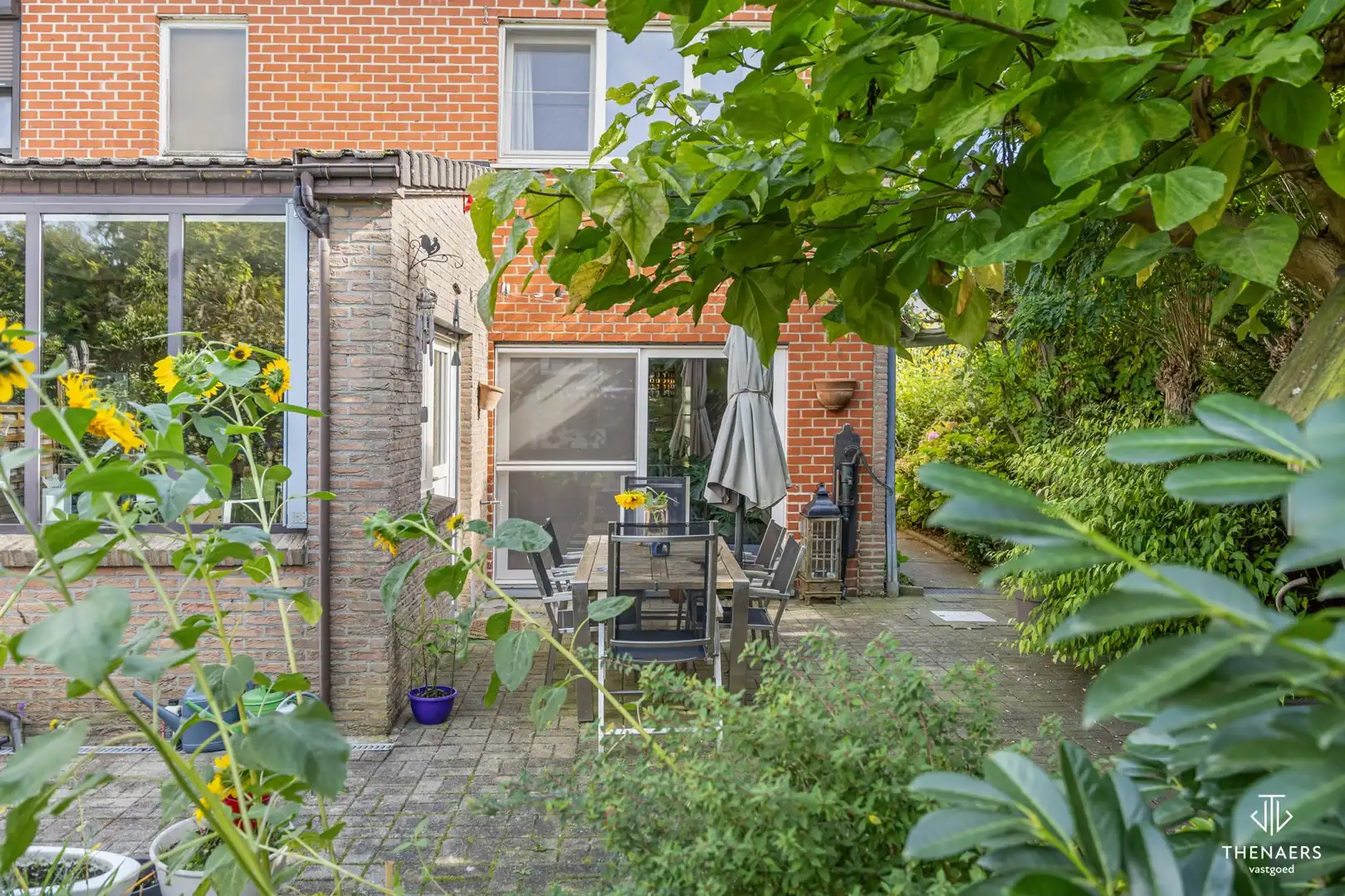 Ruime halfopen gezinswoning met 194 m² woonoppervlakte, drie slaapkamers en aangename tuin in Heers. foto 31