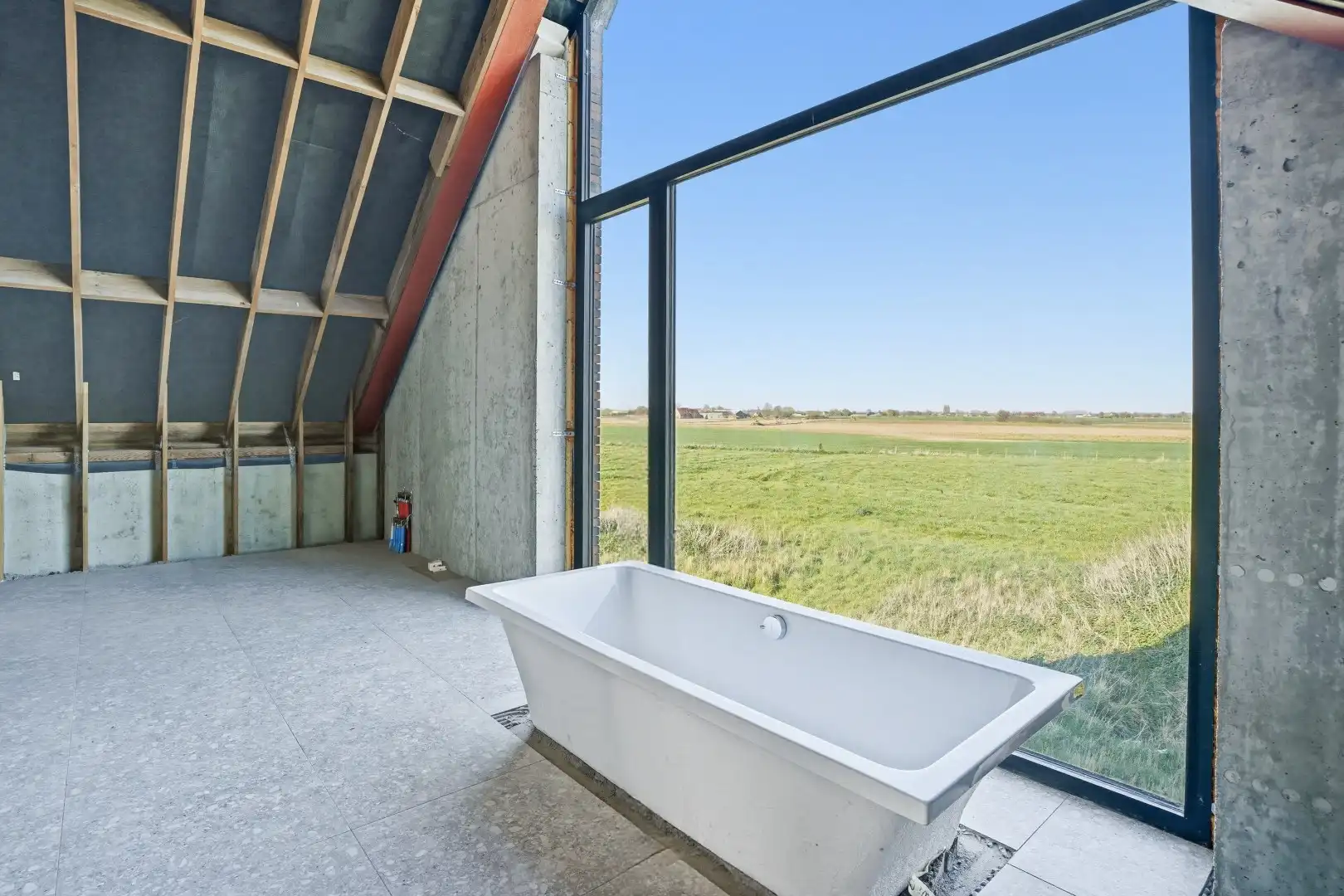 Unieke casco woning op 2ha grond.  foto 10