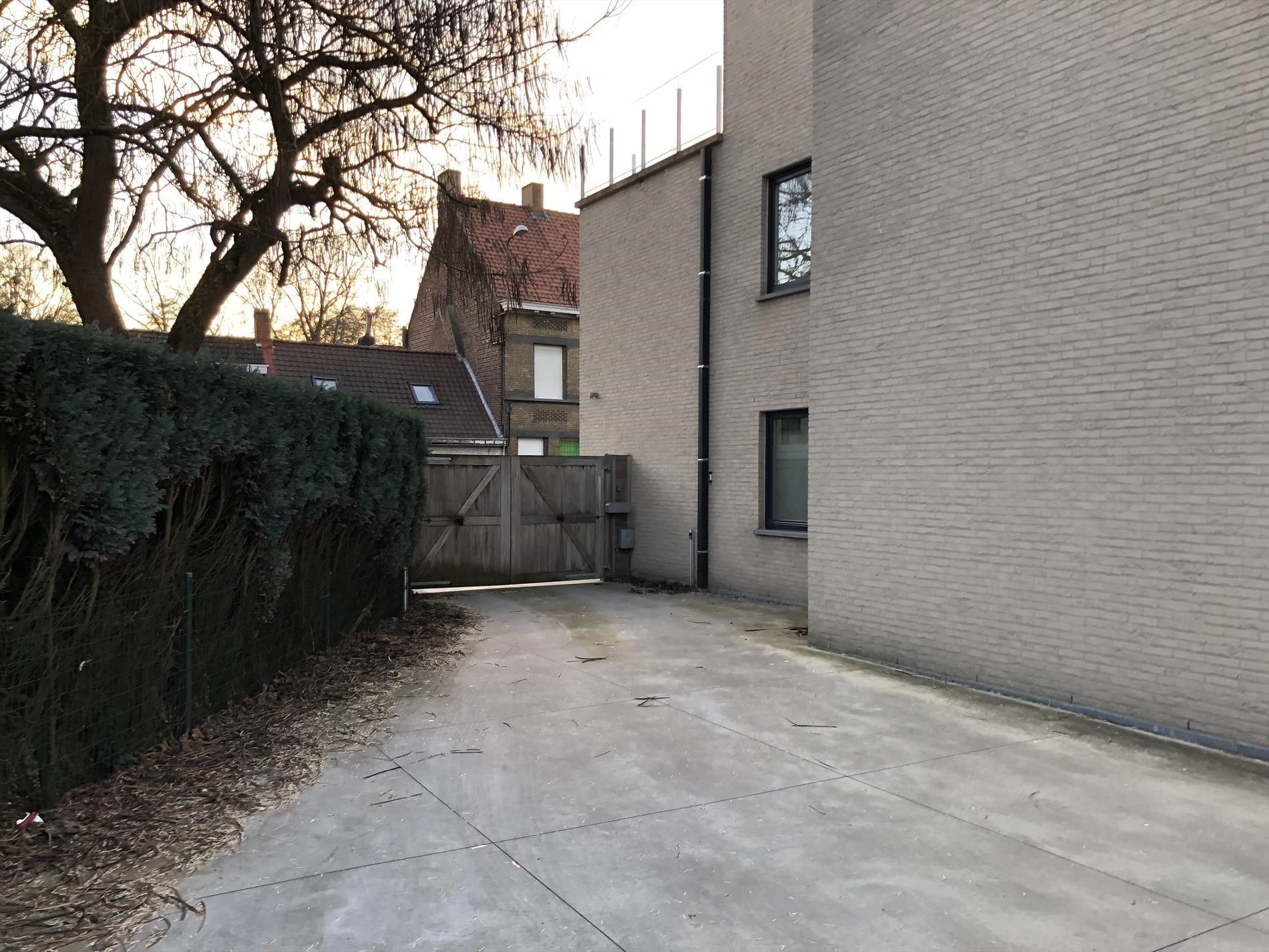 Zeer mooi ingericht appartement met 2 slaapkamers, terras en garagebox. foto 20
