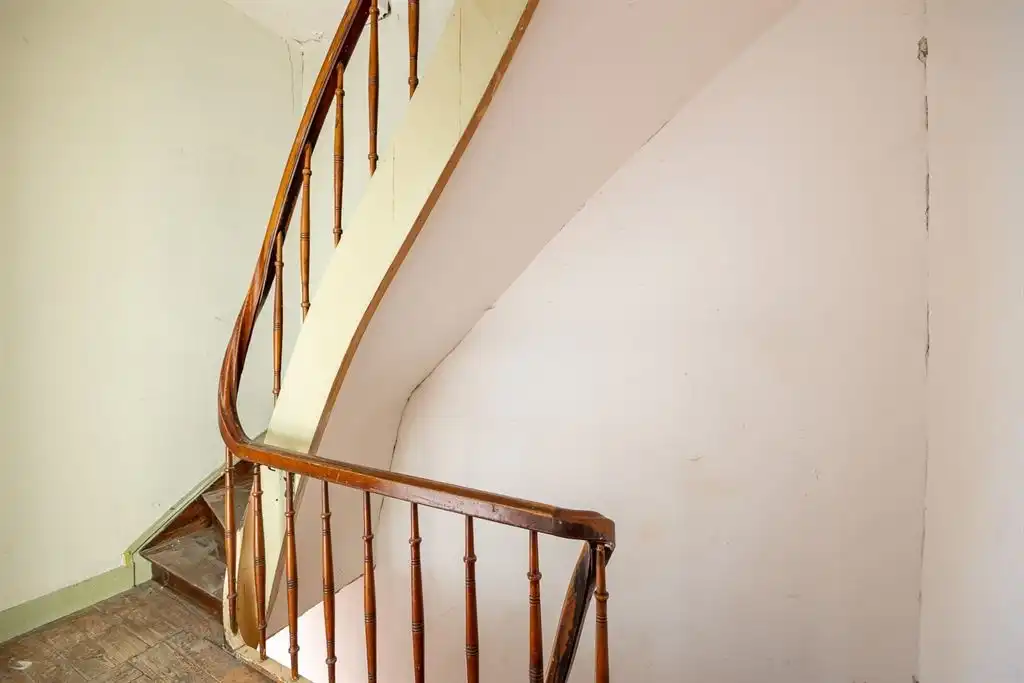 Te renoveren woning met grote tuin foto 19