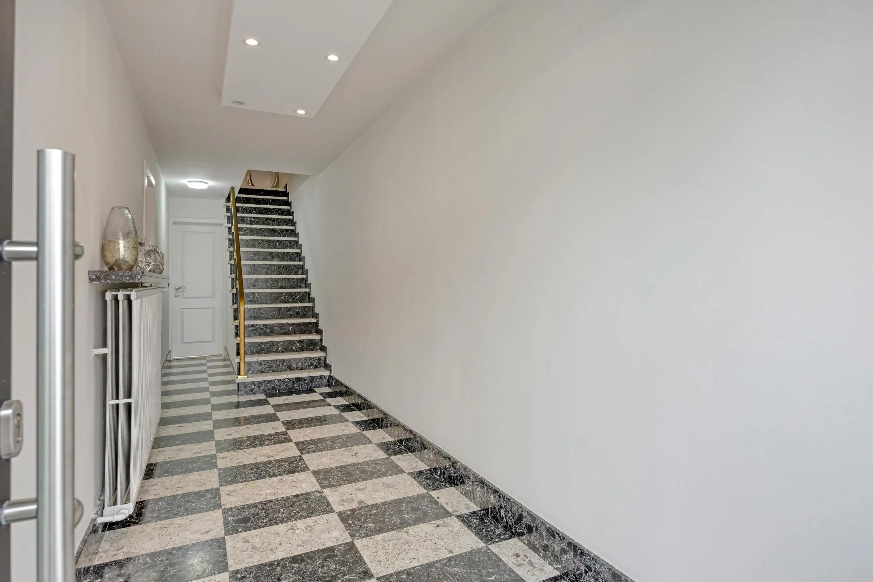 Bel-etage met leuke tuin te koop in Gooreind! foto 5