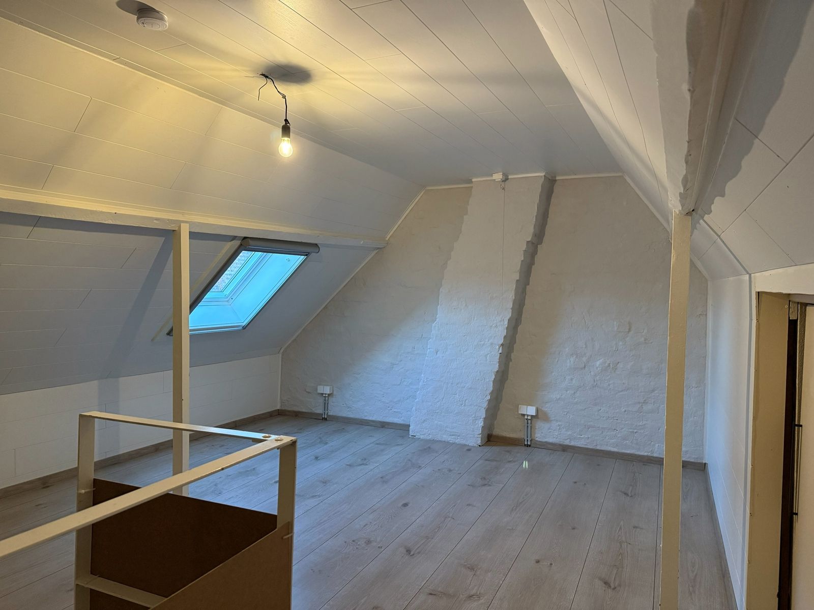 Interessante woning op een centrale & aangename locatie. foto 12