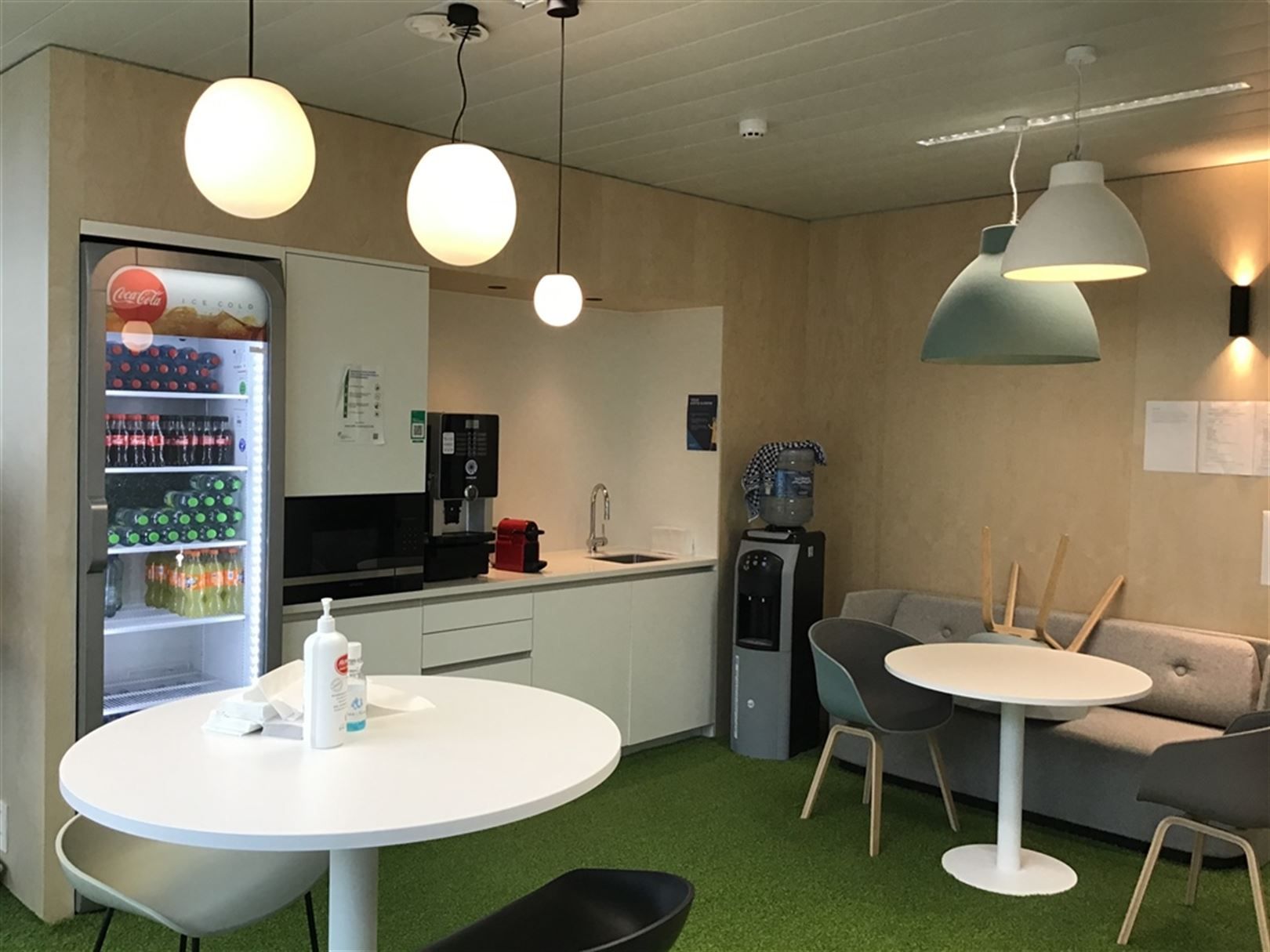 Gemeubelde kantoren in stijlvol gebouw langs The Loop foto 3