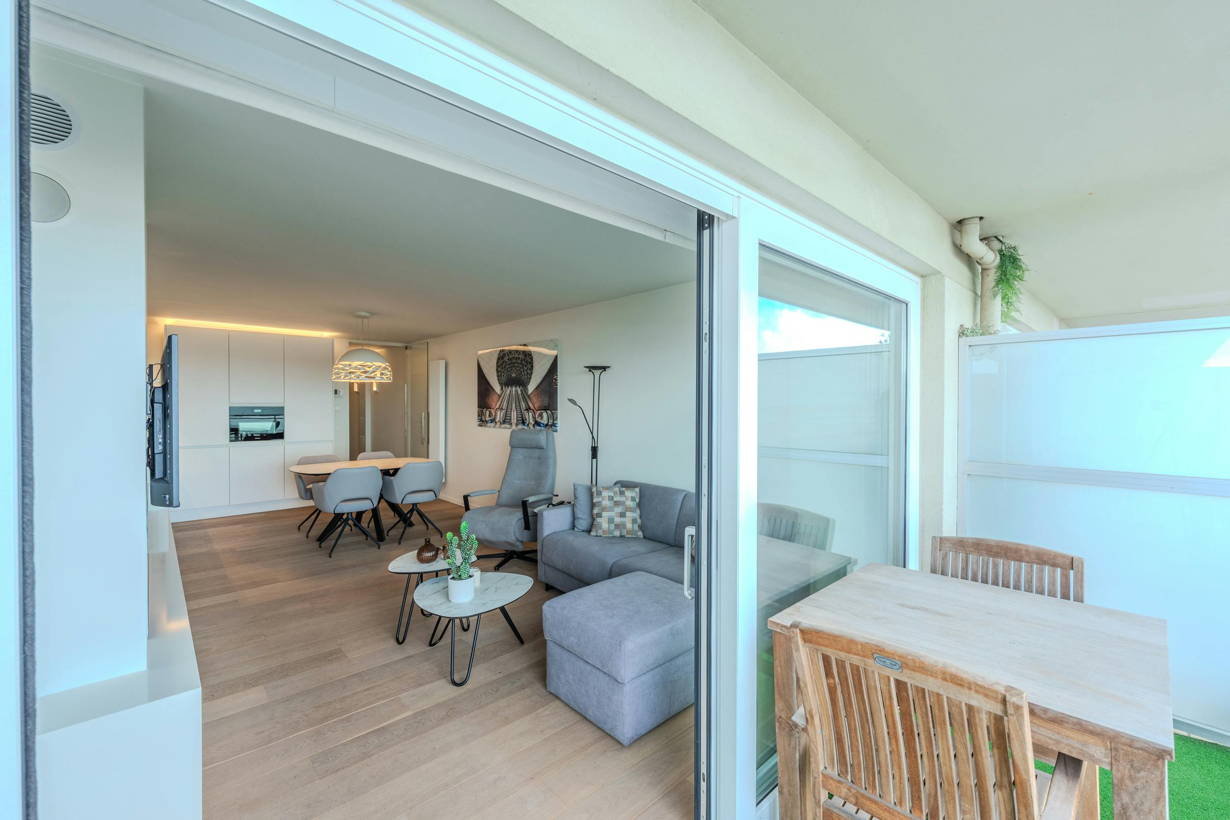 Prachtig éénslaapkamer appartement te koop op de Zeedijk te Middelkerke! foto 4