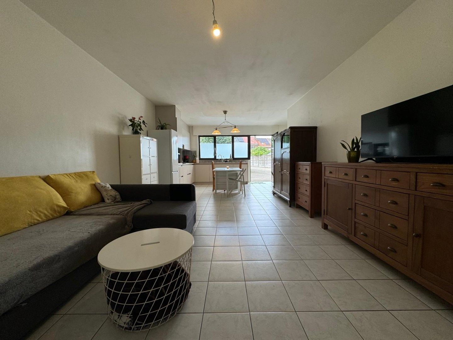 Op zoek naar een opbrengsteigendom met handelspand, 2 appartementen en 4 garages in hartje Merchtem? Welkom Home!  foto 14