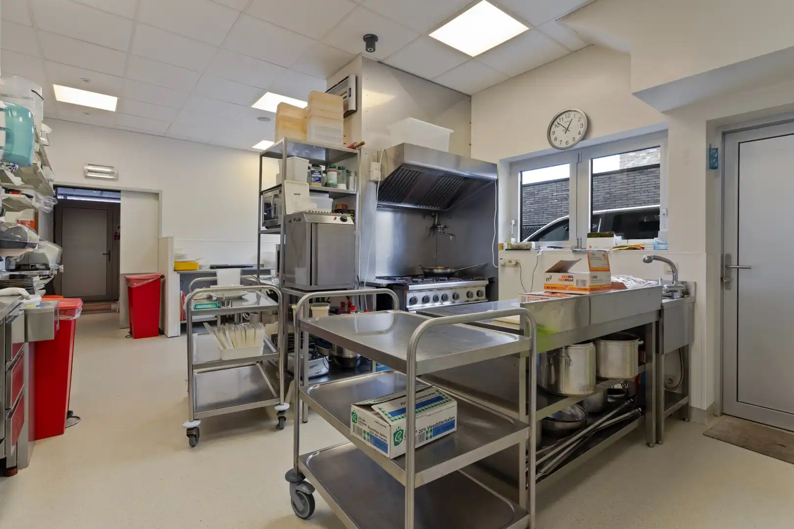 Handelspand met twee appartementen te Diksmuide foto 10