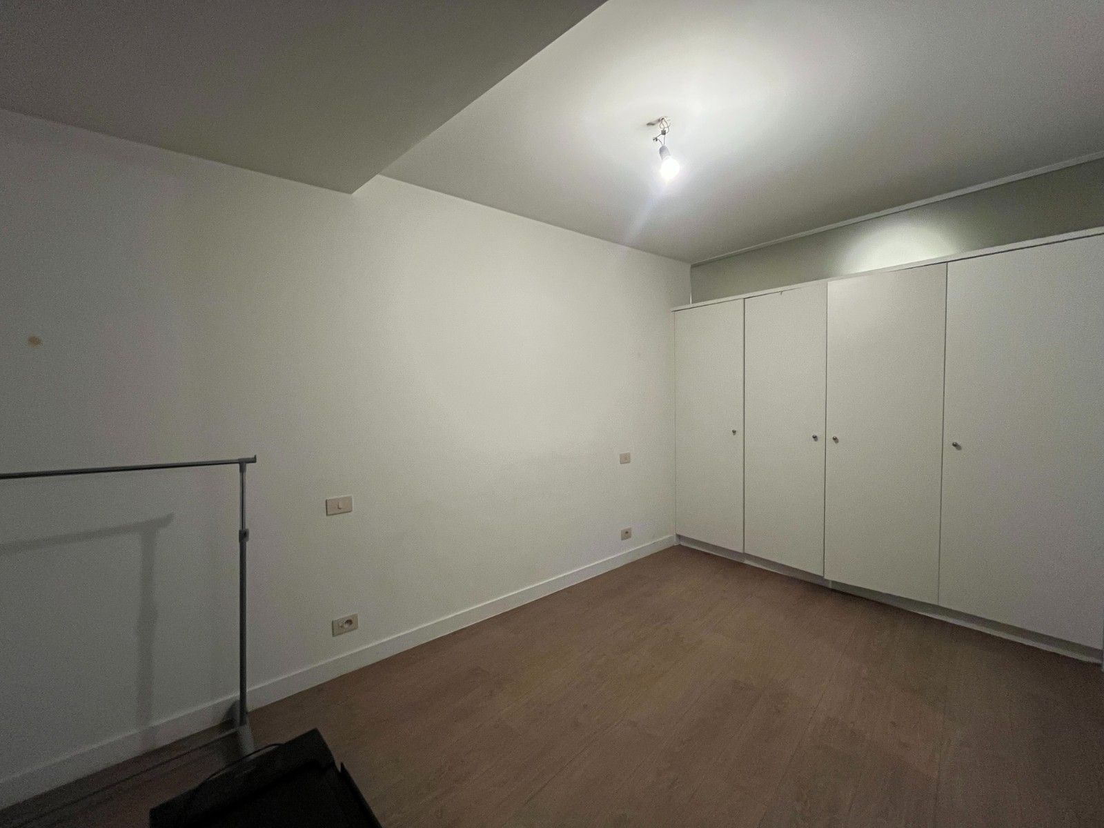 Gezellig 1-slaapkamerappartement te huur in hartje Waregem foto 9