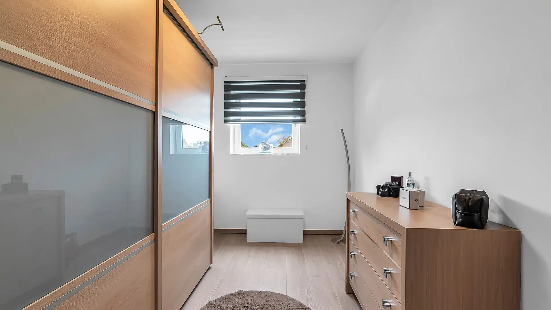 Ruime en energiezuinige nieuwbouwwoning met 5 slaapkamers, zonnige tuin en dubbele garage in Maasmechelen foto 14