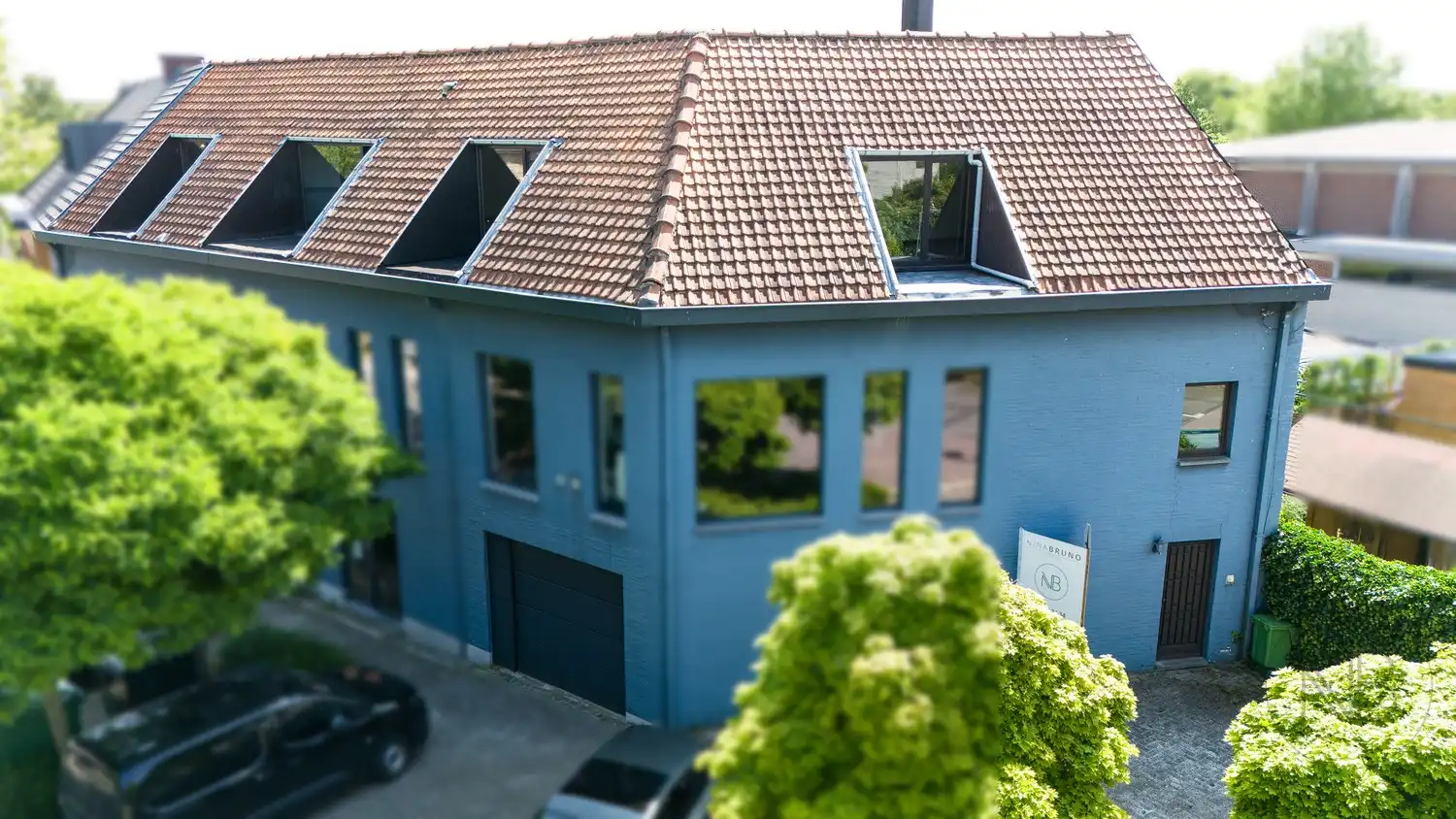 Te renoveren appartemtent met garage te koop! foto 36