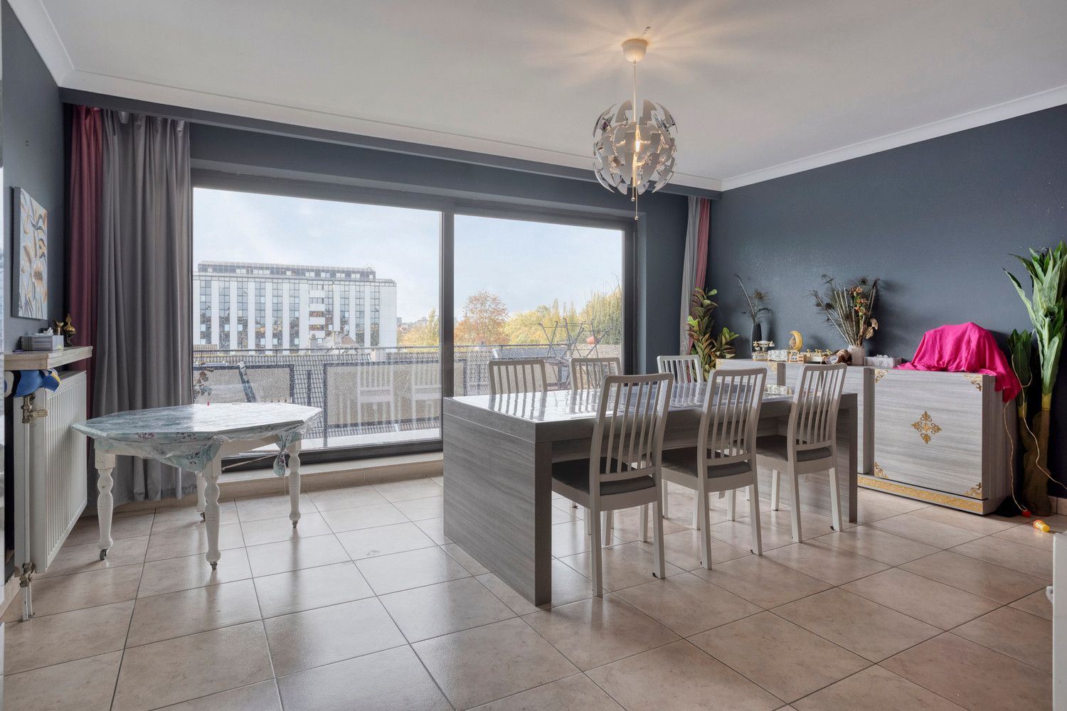 Zeer ruim 3-slk APP. met 2 terrassen en garagebox met extra parking! foto 19