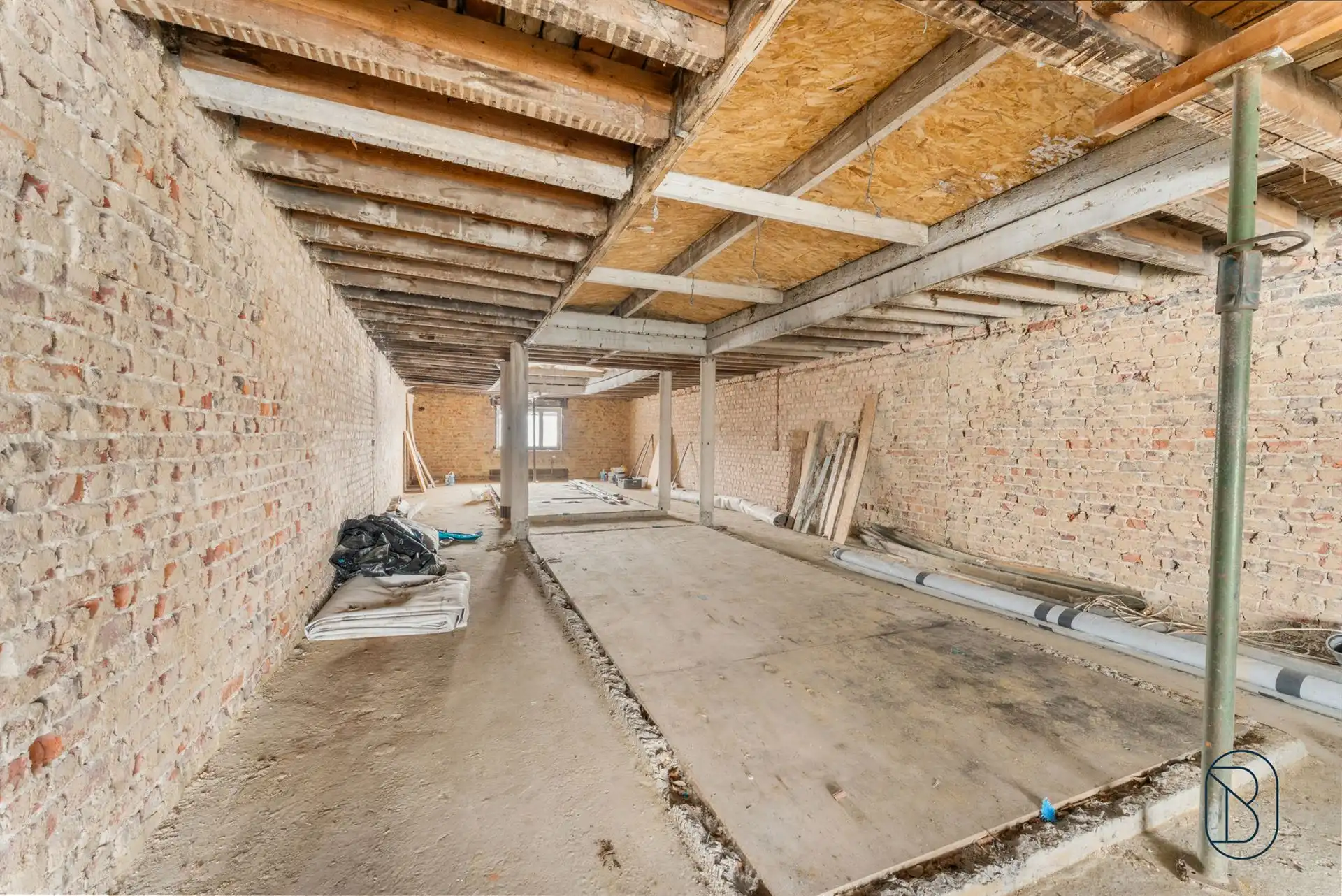 Unieke karakterwoning met 5 slk en tal van mogelijkheden foto 32