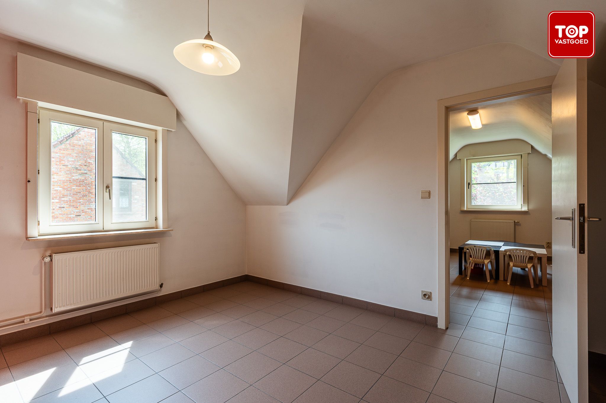 Exclusieve gezinswoning met een prachtige tuin, vijver en bureauruimte in groen Gentbrugge foto 22