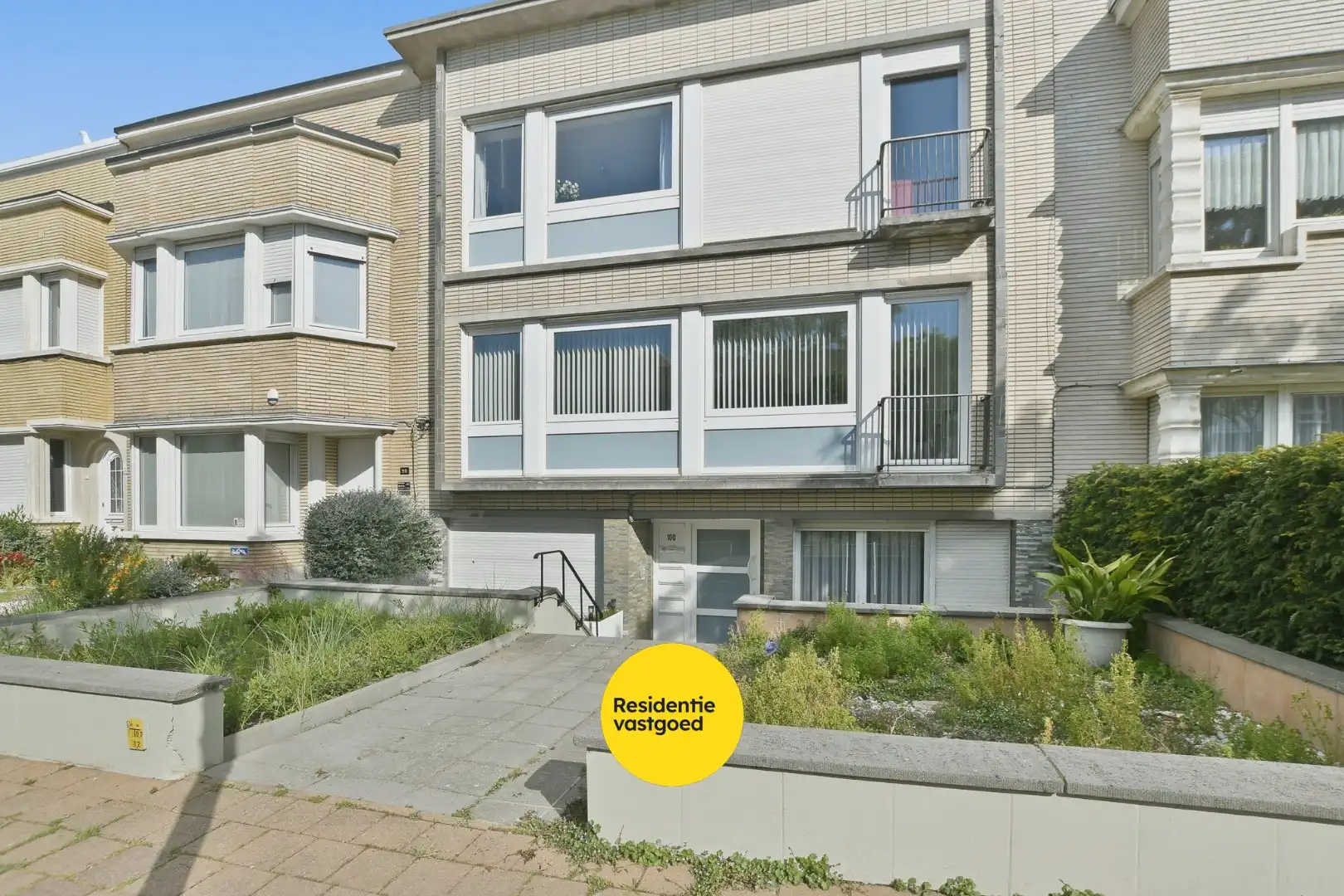 Appartement met 1 slaapkamer op centrale locatie te koop - vlakbij strand & zee!  foto 2