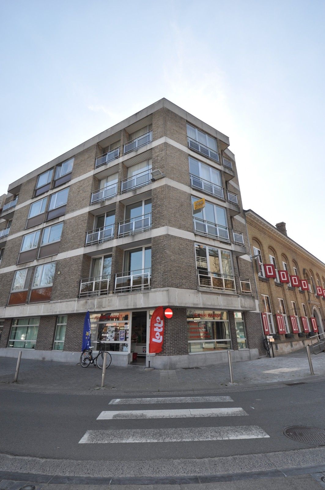 Hoek - appartment in het centrum van Gistel  ! foto {{pictureIndex}}