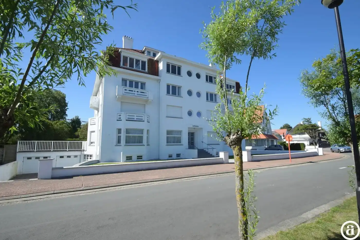 Instapklaar hoekappartement met prachtig zicht op het Zegemeer. foto {{pictureIndex}}