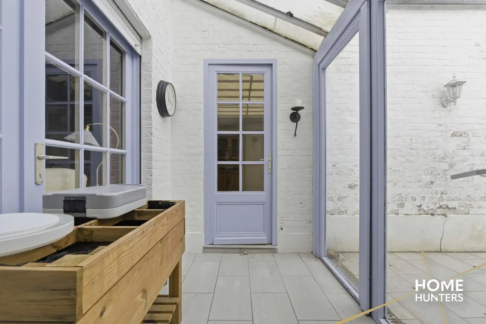 Karaktervolle stadswoning met 5 slaapkamers, ruime garage en tuin nabij de Leie in Wervik foto 12